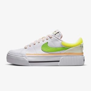 Nike Court Legacy Lift Sneakers